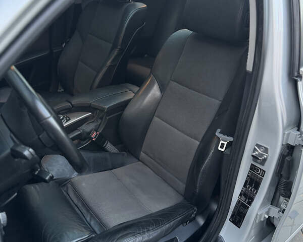 Сірий БМВ 5 Серія, об'ємом двигуна 2 л та пробігом 333 тис. км за 9100 $, фото 15 на Automoto.ua