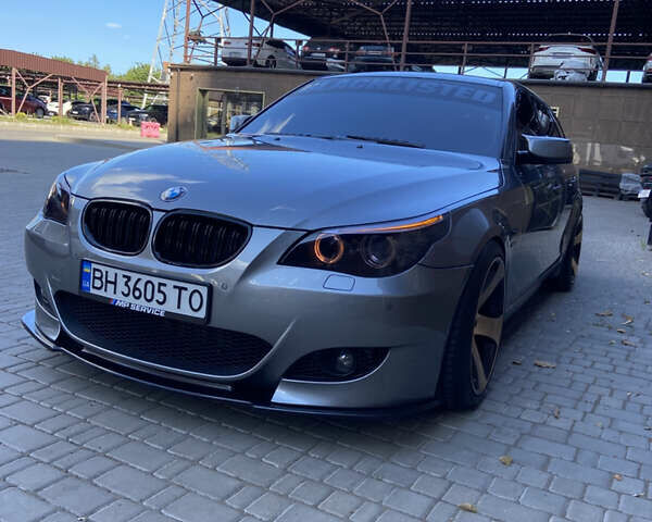 Серый БМВ 5 Серия, объемом двигателя 3 л и пробегом 312 тыс. км за 13700 $, фото 1 на Automoto.ua