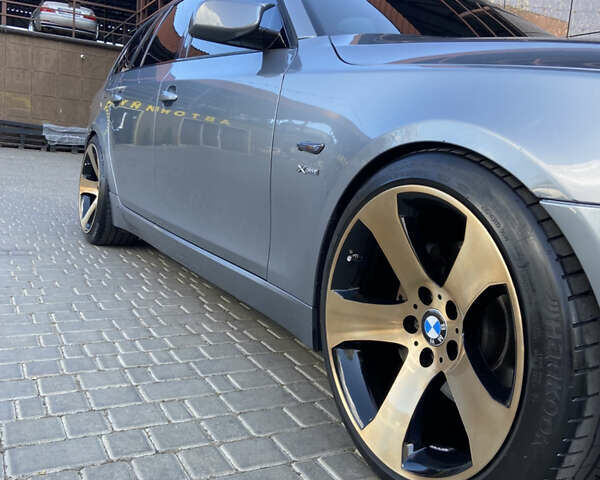 Серый БМВ 5 Серия, объемом двигателя 3 л и пробегом 312 тыс. км за 13700 $, фото 5 на Automoto.ua