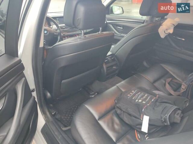 Серый БМВ 5 Серия, объемом двигателя 2.99 л и пробегом 265 тыс. км за 13999 $, фото 17 на Automoto.ua