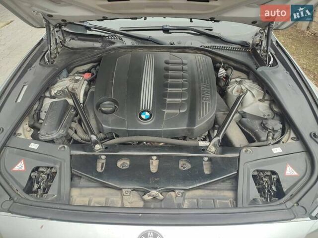 Серый БМВ 5 Серия, объемом двигателя 3 л и пробегом 265 тыс. км за 13999 $, фото 4 на Automoto.ua