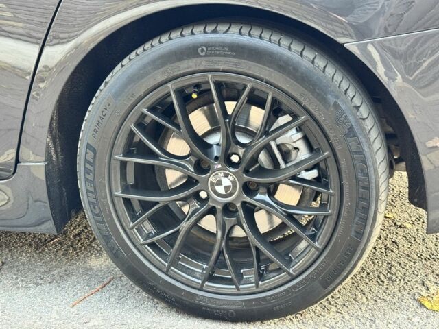 Сірий БМВ 5 Серія, об'ємом двигуна 2 л та пробігом 300 тис. км за 12000 $, фото 10 на Automoto.ua