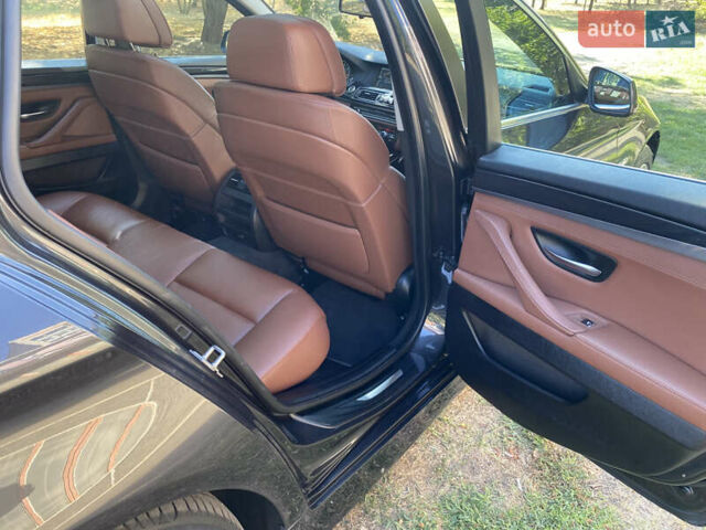 Сірий БМВ 5 Серія, об'ємом двигуна 2 л та пробігом 260 тис. км за 14400 $, фото 26 на Automoto.ua