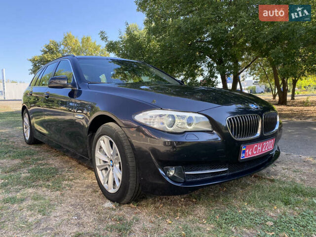 Сірий БМВ 5 Серія, об'ємом двигуна 2 л та пробігом 260 тис. км за 14400 $, фото 16 на Automoto.ua