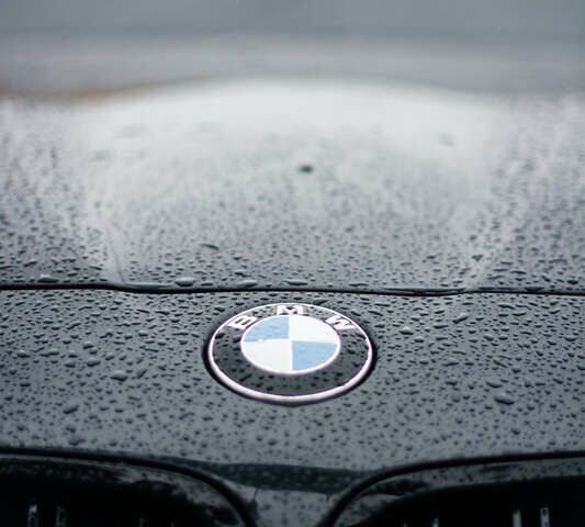 Серый БМВ 5 Серия, объемом двигателя 2 л и пробегом 300 тыс. км за 12999 $, фото 6 на Automoto.ua