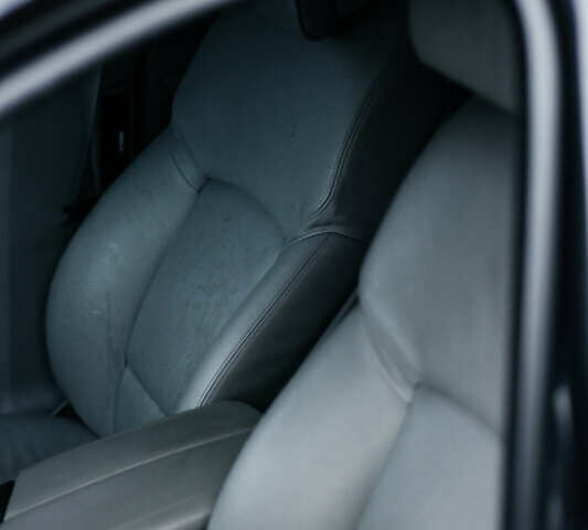 Серый БМВ 5 Серия, объемом двигателя 2 л и пробегом 300 тыс. км за 12999 $, фото 20 на Automoto.ua