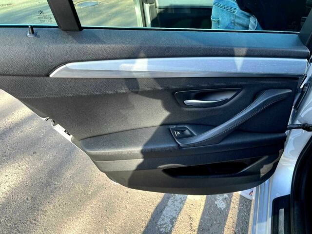 Серый БМВ 5 Серия, объемом двигателя 2 л и пробегом 315 тыс. км за 13900 $, фото 15 на Automoto.ua