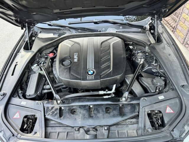 Сірий БМВ 5 Серія, об'ємом двигуна 2 л та пробігом 300 тис. км за 12000 $, фото 12 на Automoto.ua