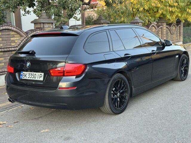 Сірий БМВ 5 Серія, об'ємом двигуна 2 л та пробігом 300 тис. км за 12000 $, фото 1 на Automoto.ua