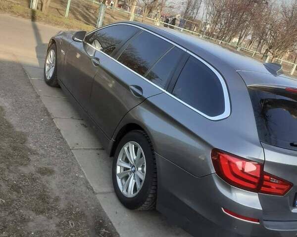 Серый БМВ 5 Серия, объемом двигателя 2 л и пробегом 348 тыс. км за 10750 $, фото 4 на Automoto.ua