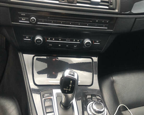 Серый БМВ 5 Серия, объемом двигателя 2 л и пробегом 295 тыс. км за 16600 $, фото 12 на Automoto.ua