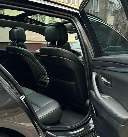 Серый БМВ 5 Серия, объемом двигателя 2 л и пробегом 253 тыс. км за 14000 $, фото 19 на Automoto.ua