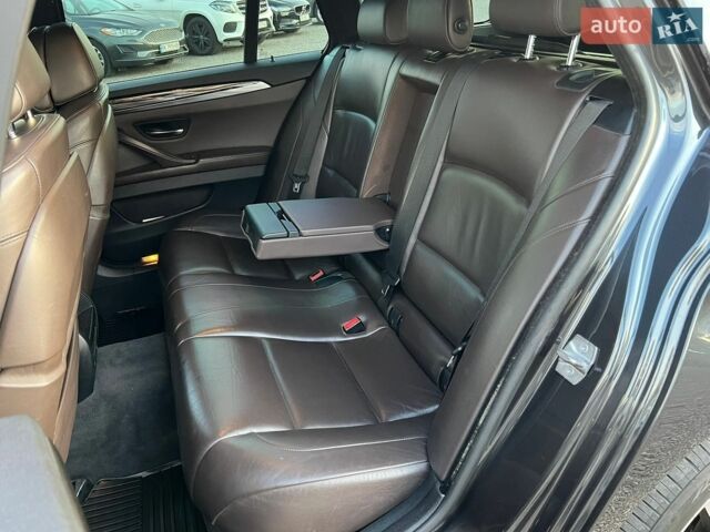 Сірий БМВ 5 Серія, об'ємом двигуна 2.99 л та пробігом 307 тис. км за 17488 $, фото 96 на Automoto.ua