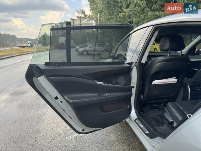 Серый БМВ 5 Серия, объемом двигателя 2.98 л и пробегом 175 тыс. км за 17600 $, фото 11 на Automoto.ua