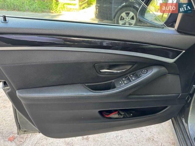 Сірий БМВ 5 Серія, об'ємом двигуна 2 л та пробігом 327 тис. км за 13440 $, фото 8 на Automoto.ua