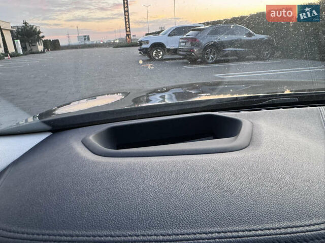 Серый БМВ 5 Серия, объемом двигателя 2 л и пробегом 246 тыс. км за 26500 $, фото 24 на Automoto.ua