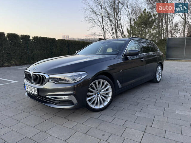 Серый БМВ 5 Серия, объемом двигателя 2 л и пробегом 246 тыс. км за 26500 $, фото 5 на Automoto.ua