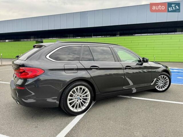 Серый БМВ 5 Серия, объемом двигателя 2 л и пробегом 200 тыс. км за 19900 $, фото 13 на Automoto.ua