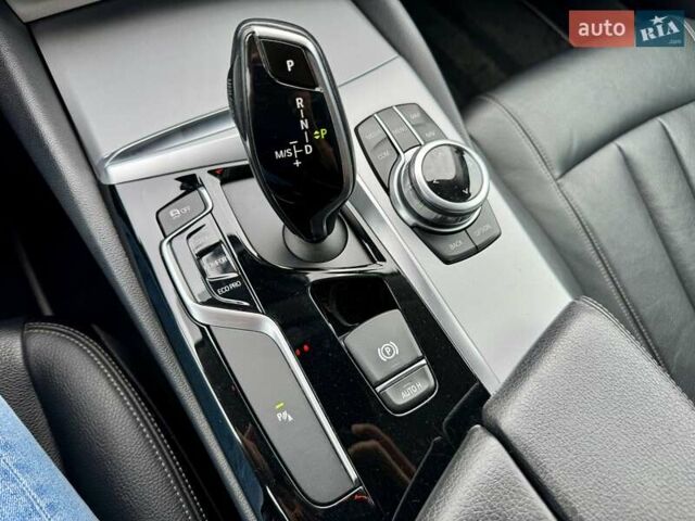 Серый БМВ 5 Серия, объемом двигателя 2 л и пробегом 200 тыс. км за 19900 $, фото 61 на Automoto.ua