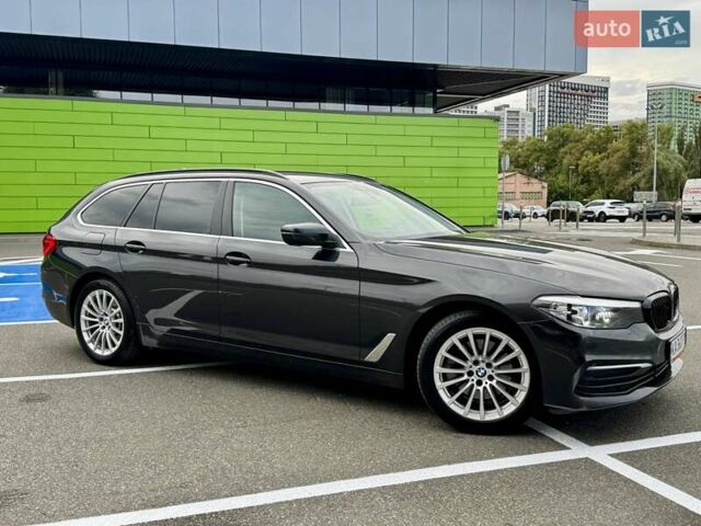 Серый БМВ 5 Серия, объемом двигателя 2 л и пробегом 200 тыс. км за 19900 $, фото 8 на Automoto.ua