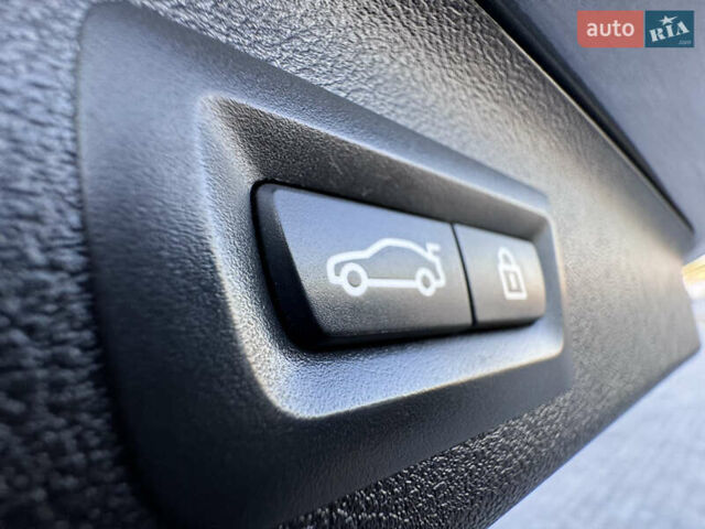 Сірий БМВ 5 Серія, об'ємом двигуна 3 л та пробігом 228 тис. км за 30900 $, фото 44 на Automoto.ua