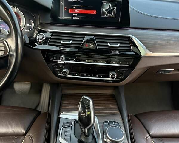 Серый БМВ 5 Серия, объемом двигателя 2 л и пробегом 223 тыс. км за 21850 $, фото 73 на Automoto.ua