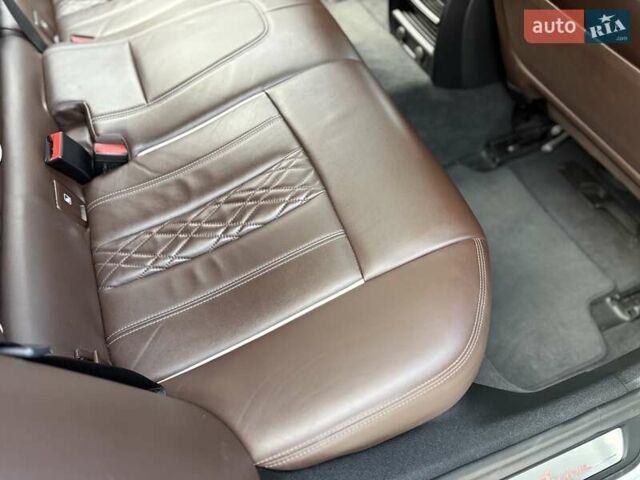 Серый БМВ 5 Серия, объемом двигателя 2 л и пробегом 223 тыс. км за 21850 $, фото 74 на Automoto.ua