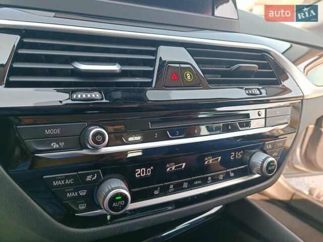 Серый БМВ 5 Серия, объемом двигателя 2 л и пробегом 153 тыс. км за 25300 $, фото 21 на Automoto.ua