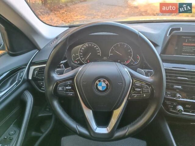 Серый БМВ 5 Серия, объемом двигателя 2 л и пробегом 153 тыс. км за 25300 $, фото 13 на Automoto.ua