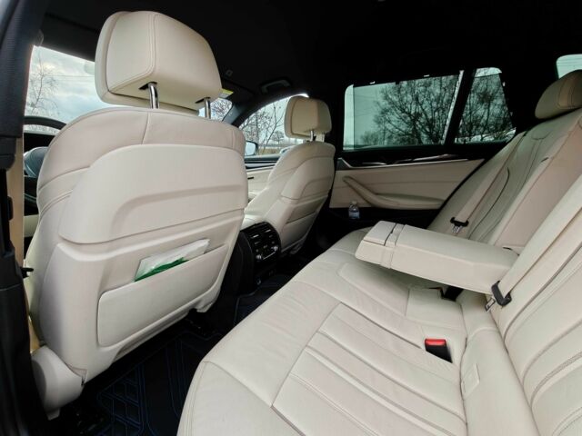 Серый БМВ 5 Серия, объемом двигателя 2 л и пробегом 224 тыс. км за 25000 $, фото 11 на Automoto.ua