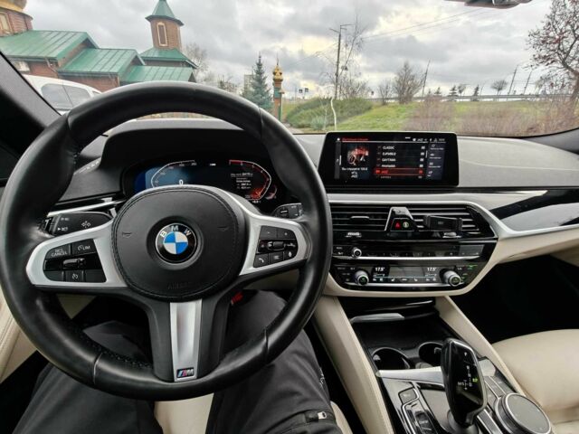 Серый БМВ 5 Серия, объемом двигателя 2 л и пробегом 224 тыс. км за 25000 $, фото 8 на Automoto.ua