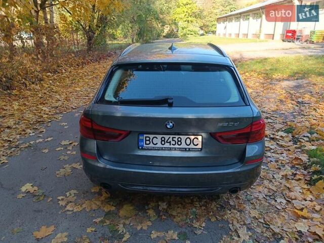 Серый БМВ 5 Серия, объемом двигателя 2 л и пробегом 153 тыс. км за 25300 $, фото 4 на Automoto.ua
