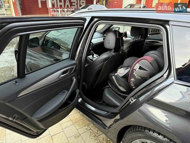 Сірий БМВ 5 Серія, об'ємом двигуна 2 л та пробігом 92 тис. км за 39900 $, фото 28 на Automoto.ua