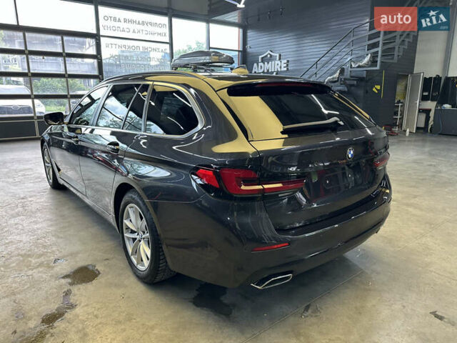 Серый БМВ 5 Серия, объемом двигателя 2.99 л и пробегом 209 тыс. км за 39990 $, фото 8 на Automoto.ua