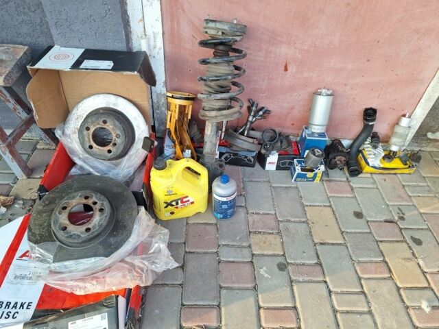 Серый БМВ 5 Серия, объемом двигателя 2.9 л и пробегом 360 тыс. км за 9500 $, фото 5 на Automoto.ua