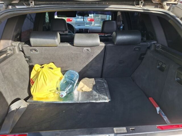 Серый БМВ 5 Серия, объемом двигателя 2.9 л и пробегом 360 тыс. км за 9500 $, фото 6 на Automoto.ua