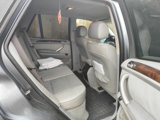 Сірий БМВ 5 Серія, об'ємом двигуна 3 л та пробігом 400 тис. км за 5697 $, фото 6 на Automoto.ua