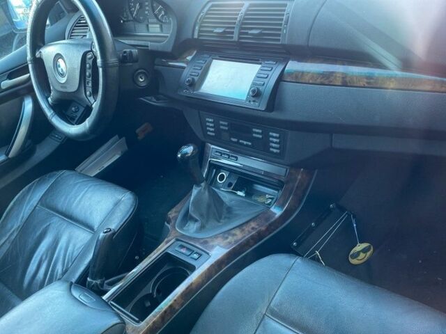 Серый БМВ 5 Серия, объемом двигателя 3 л и пробегом 230 тыс. км за 4296 $, фото 5 на Automoto.ua