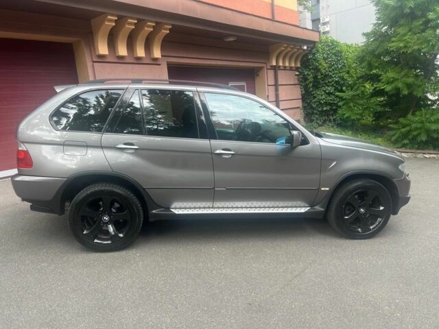 Серый БМВ 5 Серия, объемом двигателя 3 л и пробегом 300 тыс. км за 8000 $, фото 1 на Automoto.ua