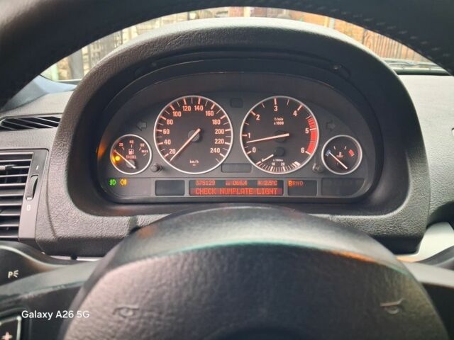 Серый БМВ 5 Серия, объемом двигателя 3 л и пробегом 375 тыс. км за 12800 $, фото 3 на Automoto.ua