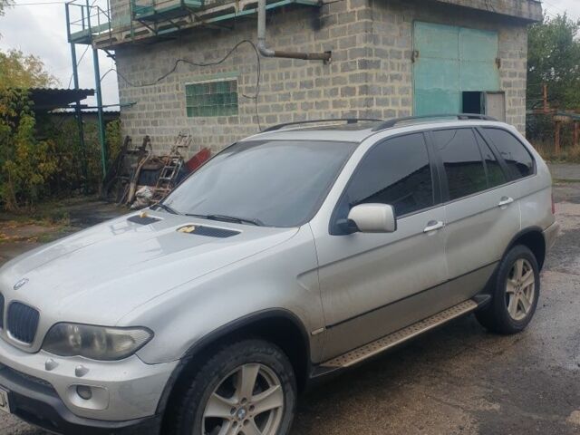 Серый БМВ 5 Серия, объемом двигателя 3 л и пробегом 266 тыс. км за 5300 $, фото 1 на Automoto.ua