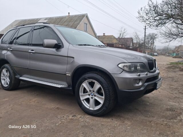 Серый БМВ 5 Серия, объемом двигателя 3 л и пробегом 375 тыс. км за 12800 $, фото 7 на Automoto.ua