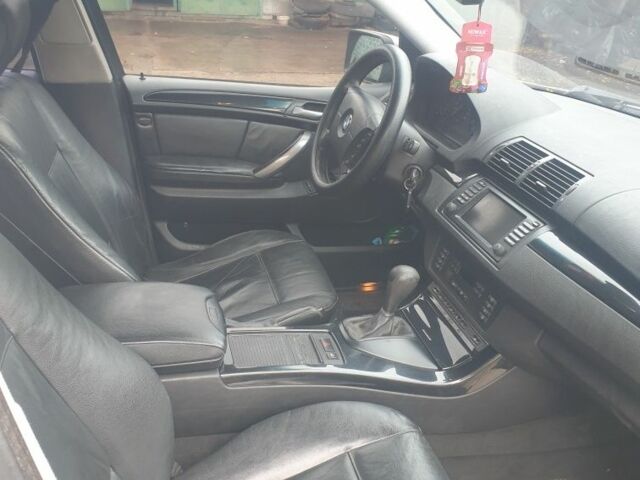 Серый БМВ 5 Серия, объемом двигателя 3 л и пробегом 266 тыс. км за 5300 $, фото 4 на Automoto.ua