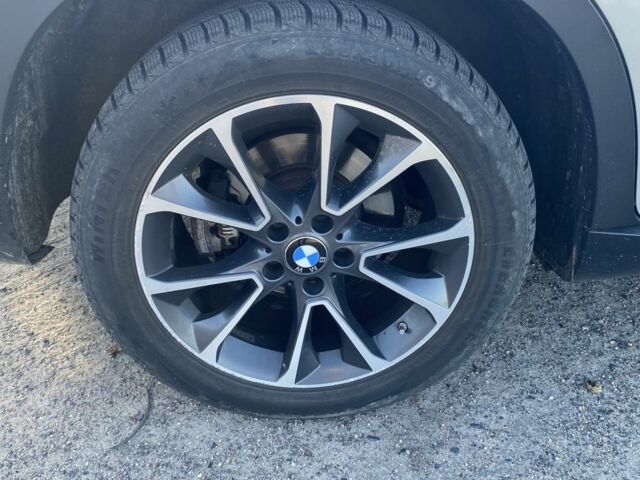 Серый БМВ 5 Серия, объемом двигателя 3 л и пробегом 360 тыс. км за 10000 $, фото 1 на Automoto.ua