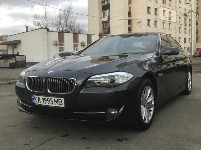 Серый БМВ 5 Серия, объемом двигателя 2 л и пробегом 176 тыс. км за 16500 $, фото 2 на Automoto.ua