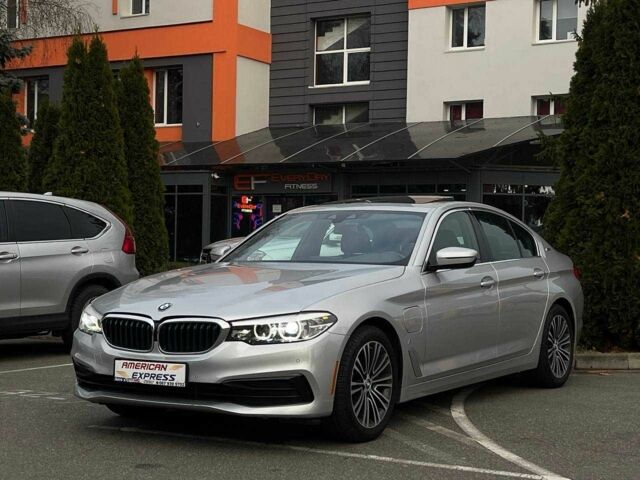 Серый БМВ 5 Серия, объемом двигателя 2 л и пробегом 60 тыс. км за 28700 $, фото 1 на Automoto.ua