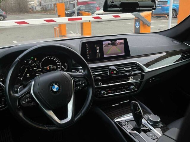 Серый БМВ 5 Серия, объемом двигателя 2 л и пробегом 60 тыс. км за 28700 $, фото 2 на Automoto.ua