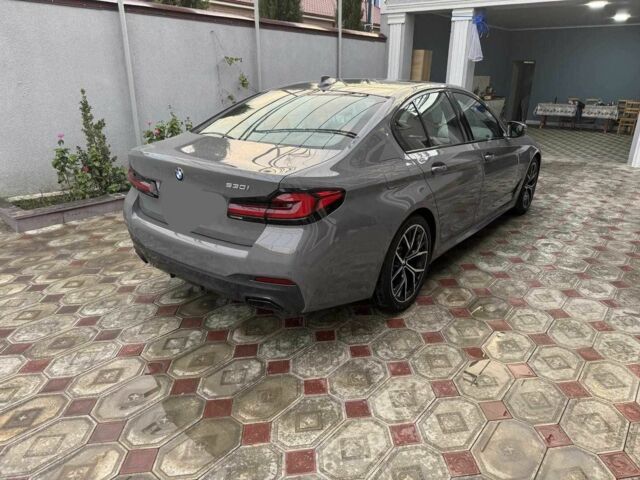 Сірий БМВ 5 Серія, об'ємом двигуна 2 л та пробігом 40 тис. км за 27800 $, фото 2 на Automoto.ua
