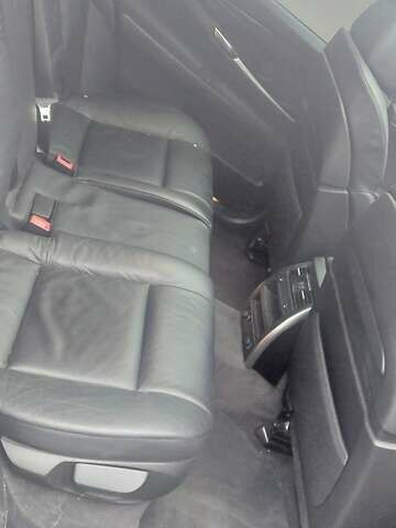 Серый БМВ 5 Серия, объемом двигателя 3 л и пробегом 133 тыс. км за 9200 $, фото 6 на Automoto.ua