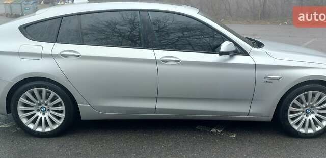 Серый БМВ 5 Серия, объемом двигателя 3 л и пробегом 133 тыс. км за 9200 $, фото 3 на Automoto.ua